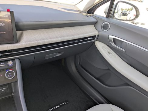 New 2025 Hyundai Sonata SEL image 16
