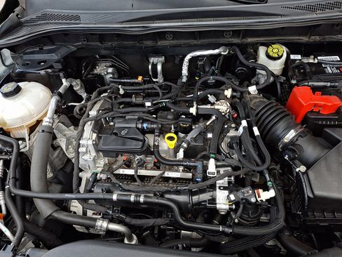 Used 2022 Ford Escape SE w/ SE Sport Appearance Package image 28