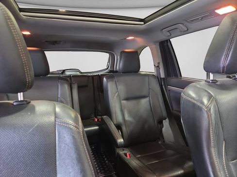 Used 2018 Toyota Highlander Limited AWD/4WD image 27