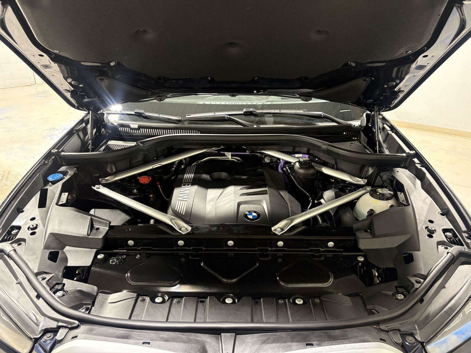 Used 2025 BMW X5 xDrive40i w/ Executive Package AWD/4WD image 28
