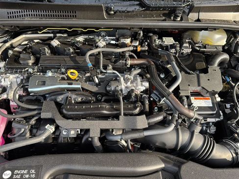 New 2025 Toyota Prius Plug-In Hybrid image 31