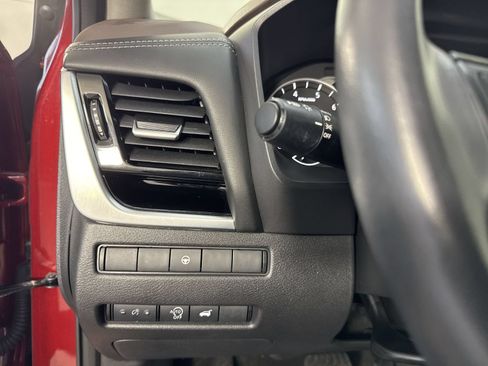 Certified 2023 Nissan Rogue SL w/ SL Premium Package AWD/4WD image 17