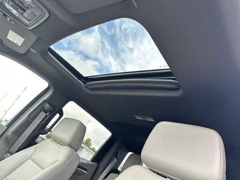 Used 2024 GMC Sierra 1500 SLT w/ SLT Premium Plus Package image 24