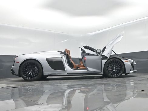 Used 2021 Audi R8 V10 performance image 74