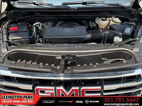 Used 2021 GMC Yukon SLT w/ SLT Premium Package AWD/4WD image 30