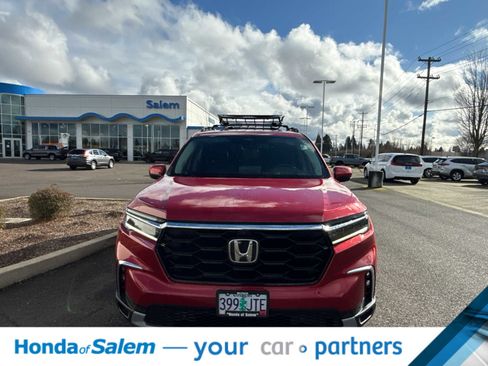 Used 2023 Honda Pilot Elite image 6