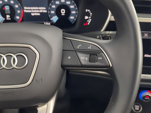 Used 2024 Audi Q3 2.0T Premium Plus w/ Premium Plus Package image 22