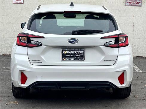 Used 2024 Subaru Impreza 2.0i Sport image 6