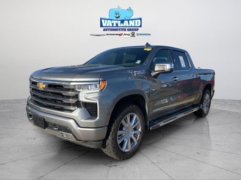 Used 2024 Chevrolet Silverado 1500 High Country w/ High Country Premium Package image 35