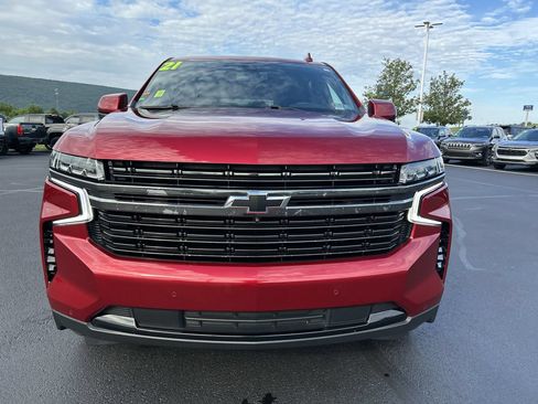 Used 2021 Chevrolet Suburban RST w/ Luxury Package AWD/4WD image 13