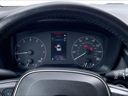 Used 2023 Toyota Corolla SE w/ Carpet Mat Package (TMS) image 26