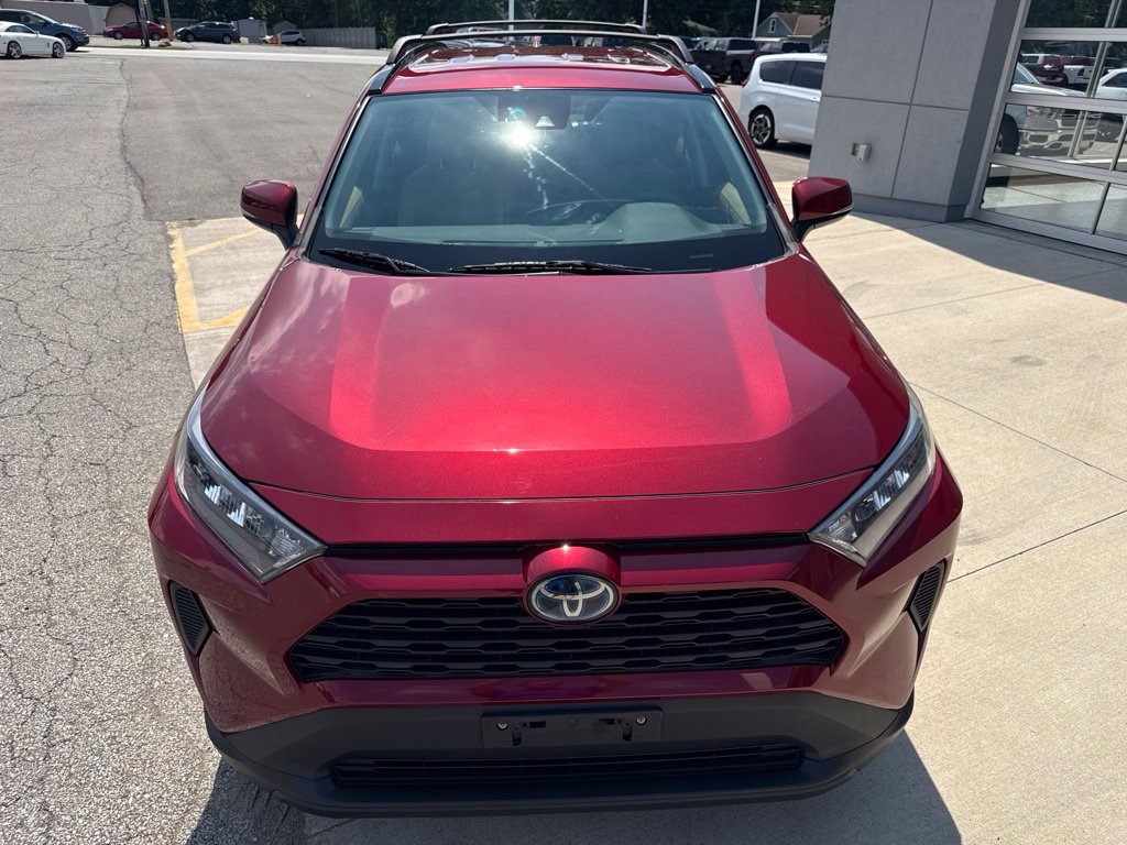 Used 2019 Toyota RAV4 LE w/ Carpet Mat Package AWD/4WD image 12