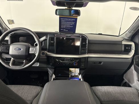 Certified 2025 Ford F250 XLT w/ Black Appearance Package AWD/4WD image 26