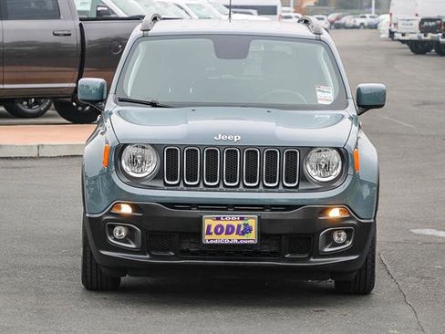 Used 2018 Jeep Renegade Latitude image 6