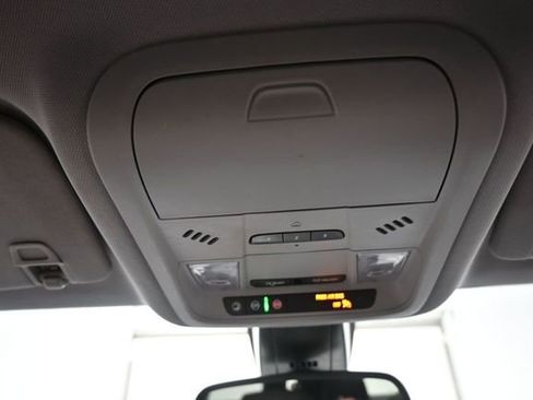 Used 2024 Chevrolet Blazer LT w/ Convenience Package FWD image 12