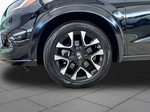 Used 2026 Honda HR-V EX-L image 11