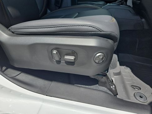 New 2025 Jeep Wrangler Sahara image 40