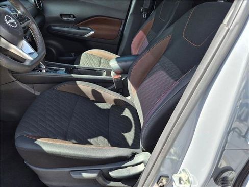 Used 2022 Nissan Kicks SR FWD image 14