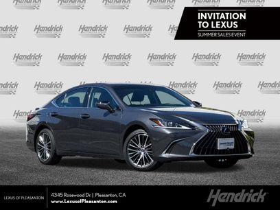 Certified 2025 Lexus ES 300h w/ Premium Package