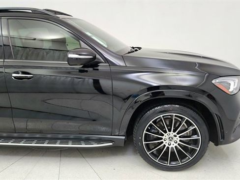 Used 2023 Mercedes-Benz GLE 450 4MATIC w/ AMG Line Exterior image 7