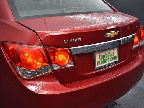 Used 2014 Chevrolet Cruze LT FWD image 17