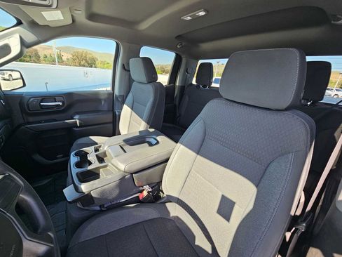 Used 2022 Chevrolet Silverado 1500 Custom RWD image 21