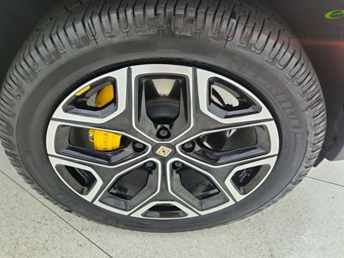 Used 2024 Rivian R1S Adventure AWD/4WD image 59