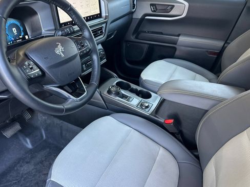Used 2026 Ford Bronco Sport Badlands w/ Sasquatch Badlands Package AWD/4WD image 9