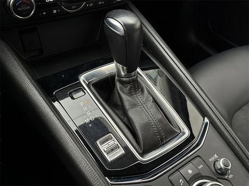 Used 2018 MAZDA CX-5 Touring image 24