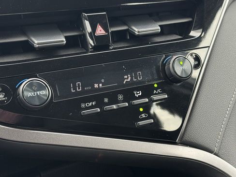 Used 2024 Toyota Camry XSE image 28