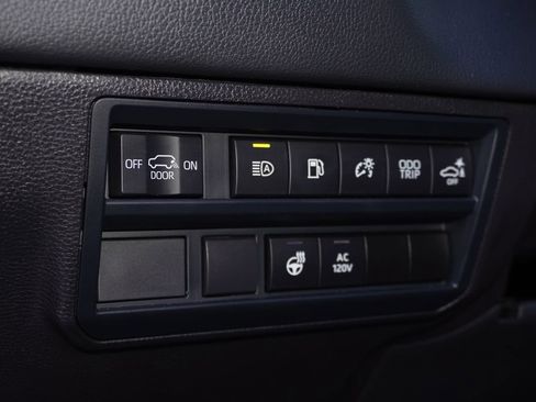 Certified 2024 Toyota Sequoia Limited image 24