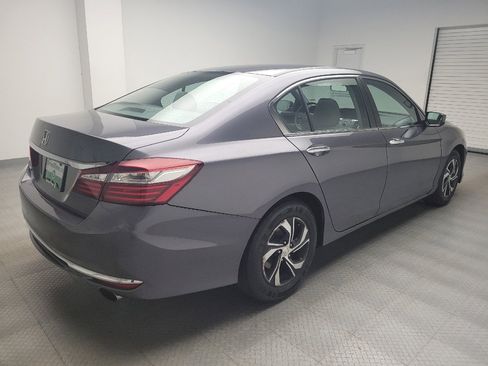 Used 2017 Honda Accord LX image 9
