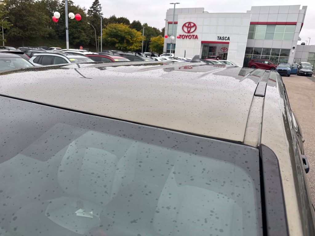 Used 2025 Toyota Tacoma TRD Off-Road AWD/4WD image 44