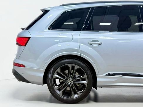 Used 2025 Audi Q7 3.0T Prestige AWD/4WD image 14