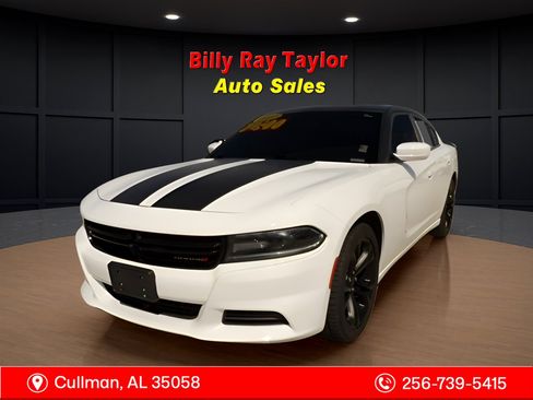 Used 2021 Dodge Charger SXT w/ Leather Interior Group image 1