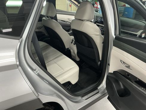 Used 2026 Hyundai Tucson Limited AWD/4WD image 15