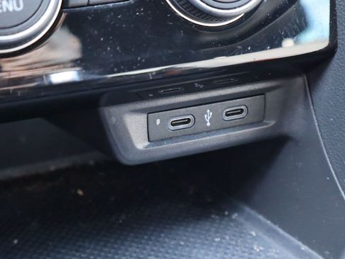 Used 2020 Volkswagen Jetta R-Line FWD image 23