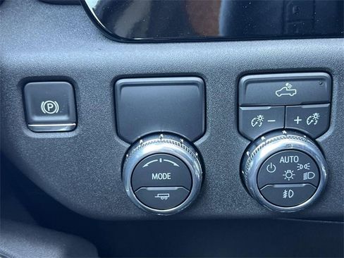 New 2026 GMC Sierra 1500 Elevation w/ LPO, Elevation Black Package image 23