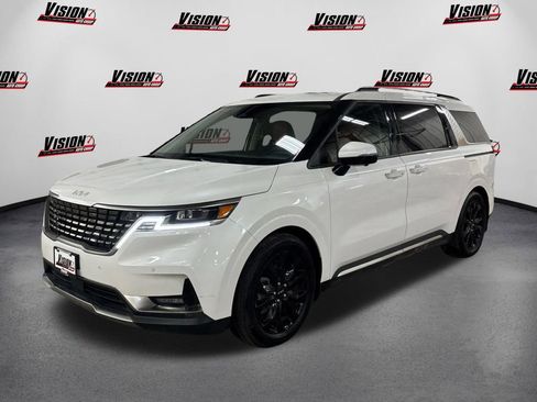 Used 2024 Kia Carnival SX Prestige image 1