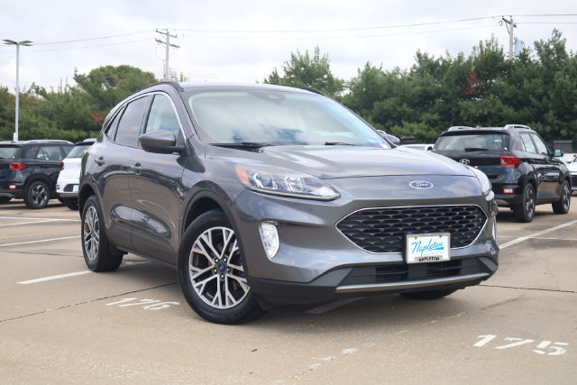 Used 2022 Ford Escape SEL FWD image 3
