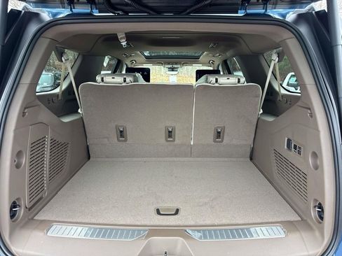 New 2026 GMC Yukon XL Denali image 3