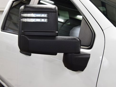 Used 2024 Chevrolet Silverado 2500 Custom w/ Custom Value Package image 19