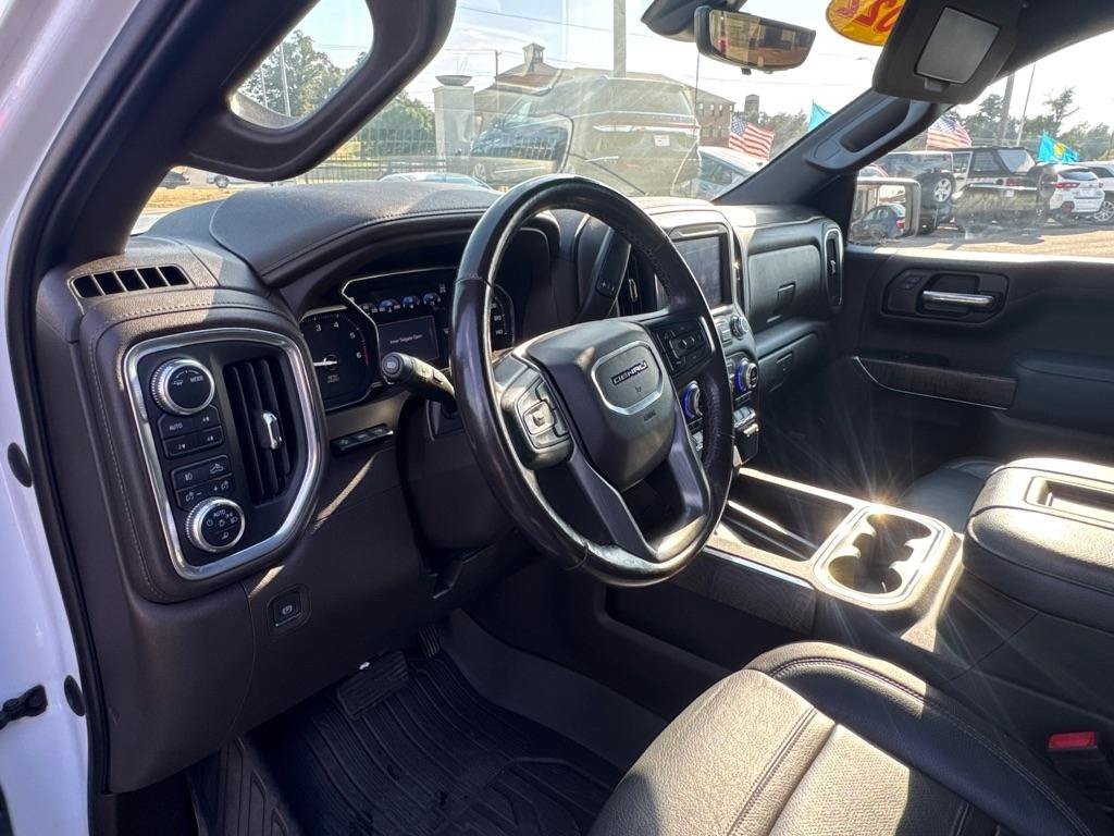 Used 2022 GMC Sierra 1500 Denali w/ Denali Reserve Package AWD/4WD image 9