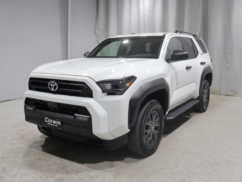 Used 2025 Toyota 4Runner SR5 AWD/4WD image 6
