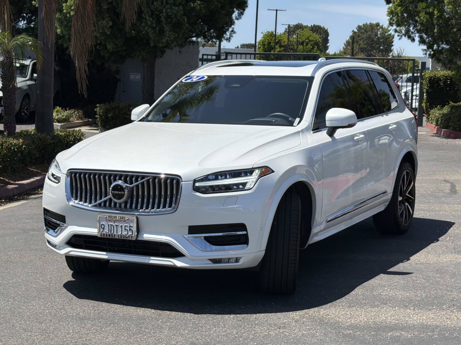 Certified 2024 Volvo XC90 B6 Ultimate AWD/4WD image 3