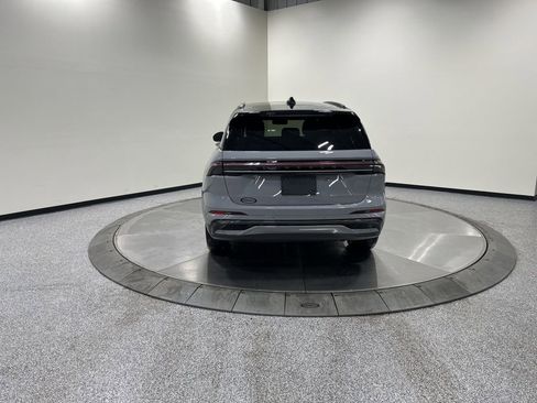 New 2026 Lincoln Nautilus Reserve w/ Jet Appearance Package image 6