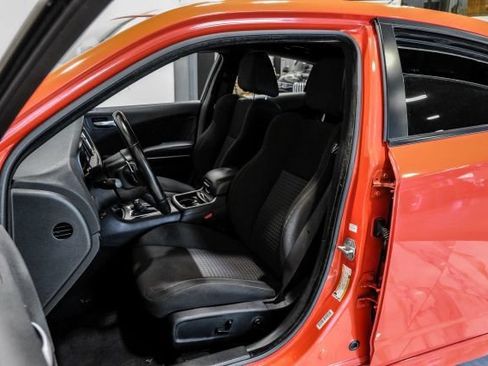 Used 2020 Dodge Charger R/T RWD image 28