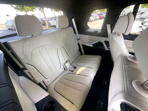 Used 2024 BMW X7 M60i w/ Executive Package AWD/4WD image 29