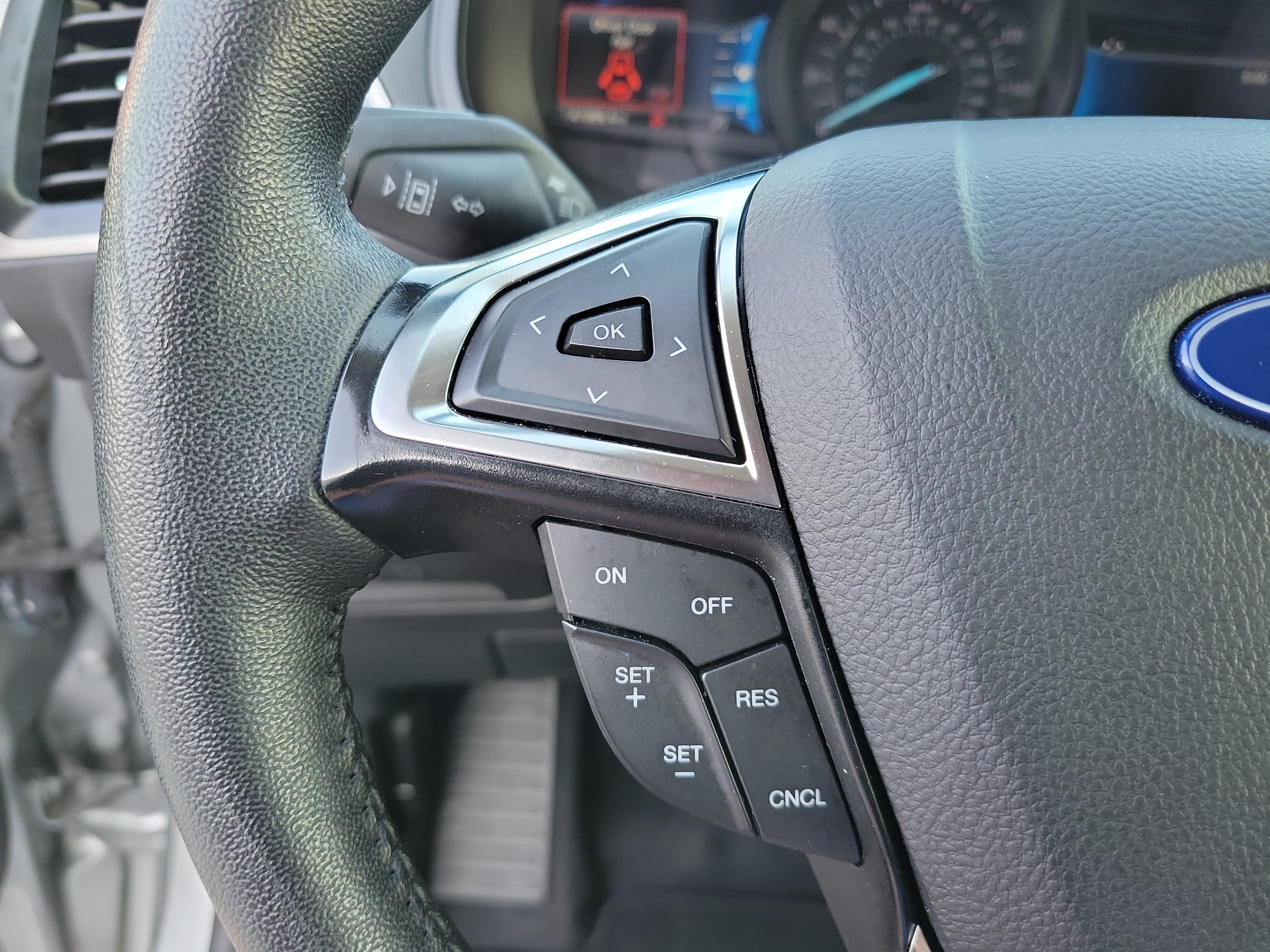 Used 2024 Ford Edge SEL w/ Convenience Package AWD/4WD image 21