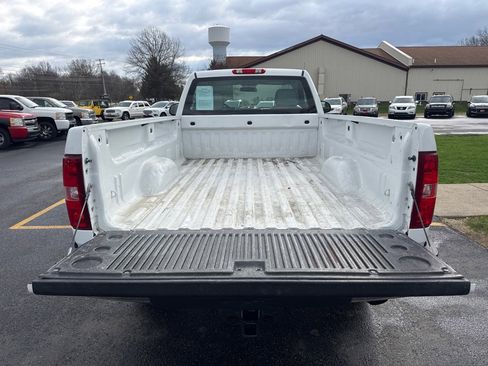 Used 2013 Chevrolet Silverado 2500 W/T w/ Snow Plow Prep Package image 8